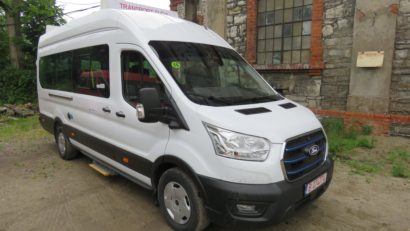 Anina are un nou microbuz electric școlar, achiziționat prin PNRR, în parteneriat cu Consiliul Județean Caraș-Severin