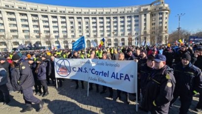 Sindicatele strâng semnături pentru declanșarea grevei generale