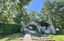 Grădina Zoologică din Hunedoara se închide: spațiul va fi transformat într-un parc modern de recreere pentru copii și familii