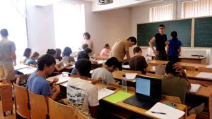 Cei mai buni tineri matematicieni din lume, reuniți la Reșița în tabăra APEXMATHS-2025