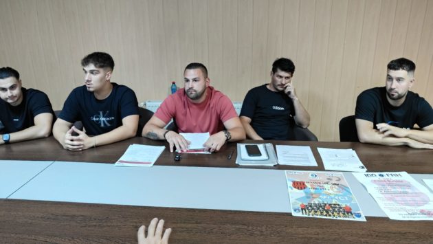 Mai are vreo șansă echipa de handbal CSM Reșița? Jucătorii rossoneri încă speră la o minune