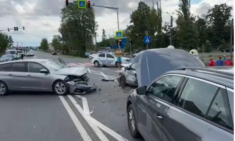 VIDEO Accident cu trei victime în localitatea Șag, județul Timiș