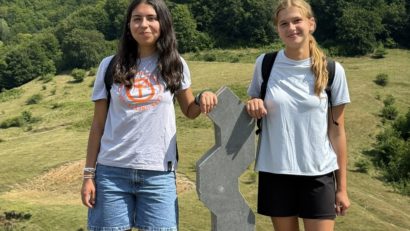 „Aventuri pe 2 roți”: două adolescente din Caraș-Severin străbat România pe bicicletă – 1.400 km în 30 de zile, pe Via Transilvanica