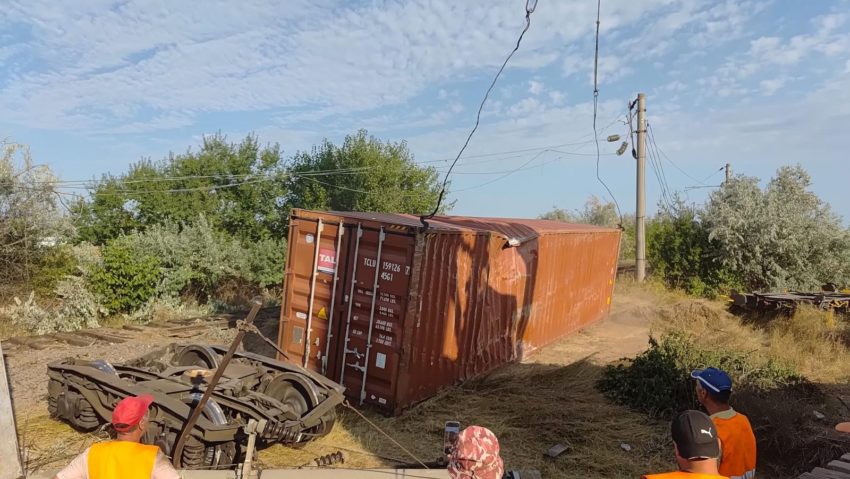 Traficul de marfă pe linia Agigea Ecluza – Constanța Port Ferry-Boat a fost redeschis Traficul de marfă pe linia Agigea Ecluza – Constanța Port Ferry-Boat a fost redeschis