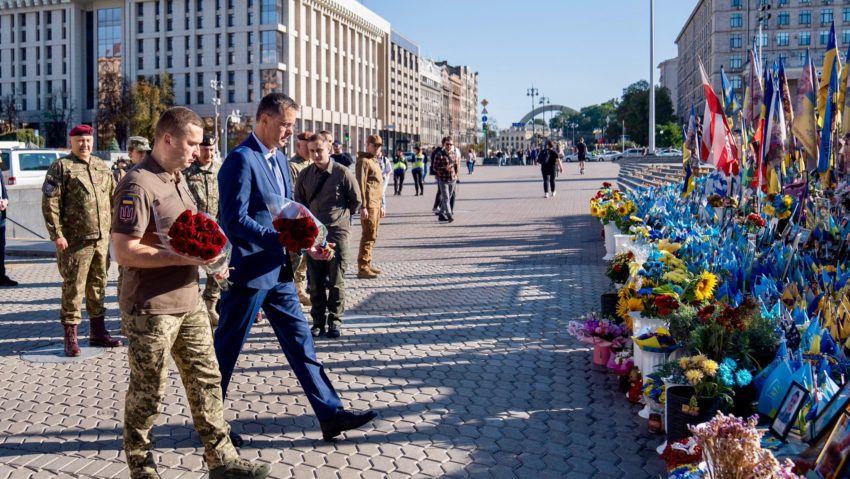 România este alături de poporul ucrainean cu prilejul Zilei Independenței Ucrainei România este alături de poporul ucrainean cu prilejul Zilei Independenței Ucrainei
