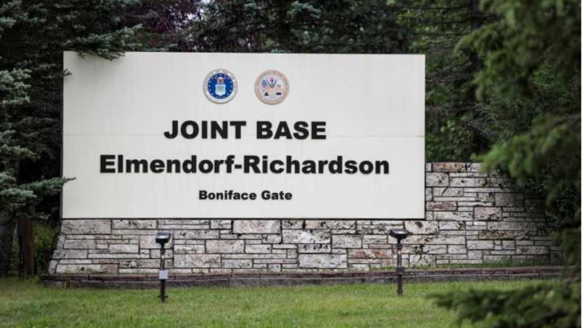 Întrevederea Trump – Putin va avea loc la o bază militară strategică din Alaska, simbol al Războiului Rece