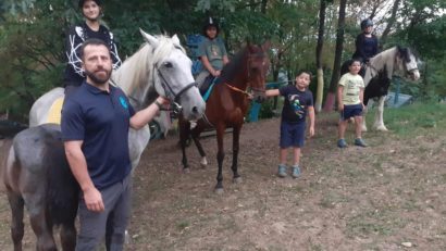 Ferma Vlator – Echitaţie, Hipoterapie și Turism Ecvestru în inima Banatului de Munte