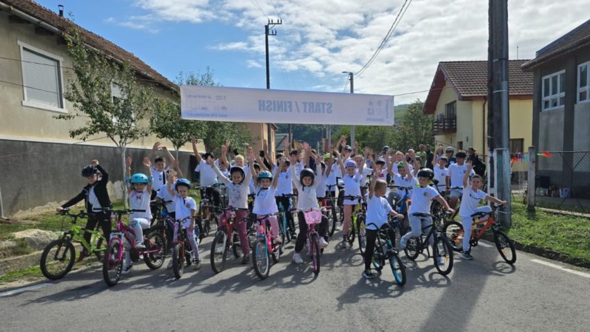 Marea Pedalare: peste 1.000 de cicliști în Timiş, Caraş-Severin şi Hunedoara Marea Pedalare: peste 1.000 de cicliști în Timiş, Caraş-Severin şi Hunedoara