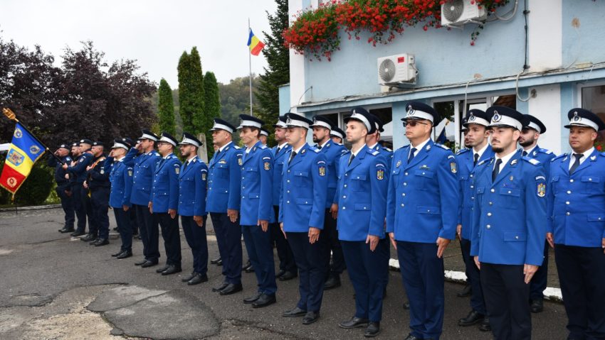 Jandarmii cărășeni: 35 de ani de existență în slujba comunității și a legii