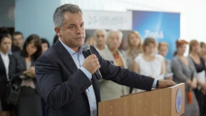 Vladimir Plahotniuc a ajuns în Republica Moldova, joi dimineață, după ce a fost extrădat din Grecia