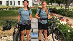 Două adolescente au parcurs 1420 de km pe bicicletă în 29 de zile, pe Via Transilvanica