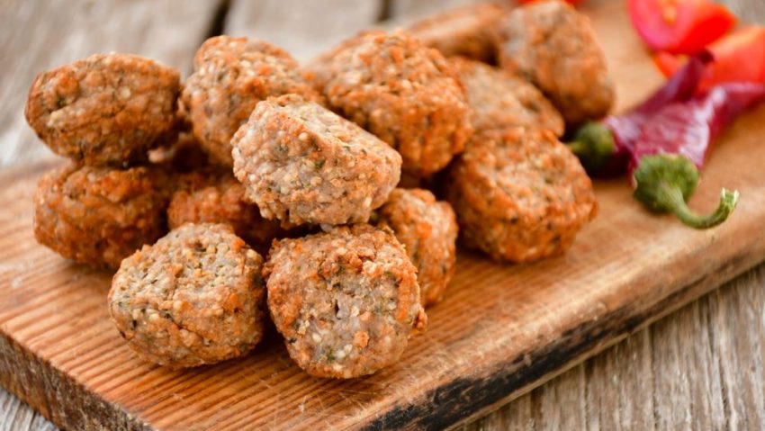 Dieta mediteraneană: chiftele rustice de vită și porc