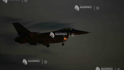 MApN: Două aeronave de luptă F16 din Baza 86 Aeriană Feteşti au decolat sâmbătă seară pentru monitorizarea situatiei aeriene la graniţa cu Ucraina. Forţele Aeriene au interceptat o dronă în spaţiul aerian naţional