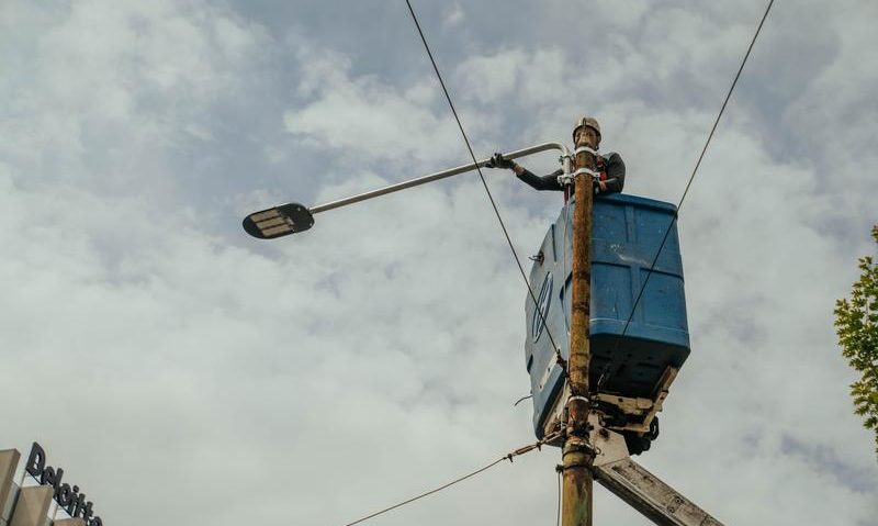 Timișoara finalizează modernizarea iluminatului public pe 64 de străzi și bulevarde