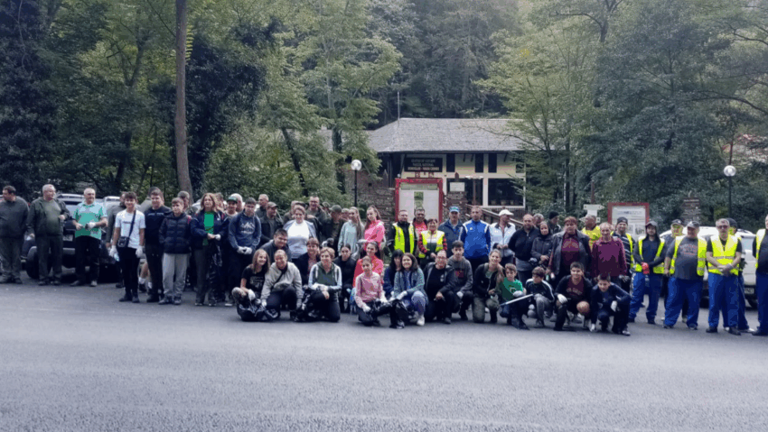 Parcul Național Domogled – Valea Cernei, parte din campania „Let’s Do It, România!” Parcul Național Domogled – Valea Cernei, parte din campania „Let’s Do It, România!”