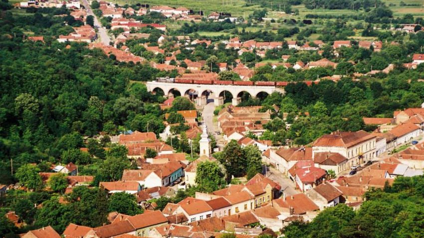 Reabilitarea centrului vechi din Oravița: primăria vrea să redea farmecul istoric al orașului Reabilitarea centrului vechi din Oravița: primăria vrea să redea farmecul istoric al orașului