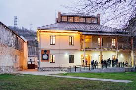 Școala Pittner din Reşiţa, nominalizată în finala Bienalei Naționale de Arhitectură din România