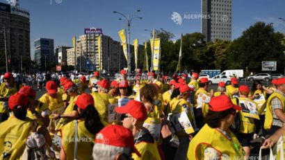 Mii de profesori protestează în Piața Victoriei împotriva modificărilor din Educație