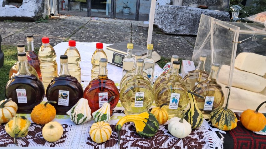 Tradiții și gusturi autentice, în culorile toamnei, la Caransebeş Tradiții și gusturi autentice, în culorile toamnei, la Caransebeş