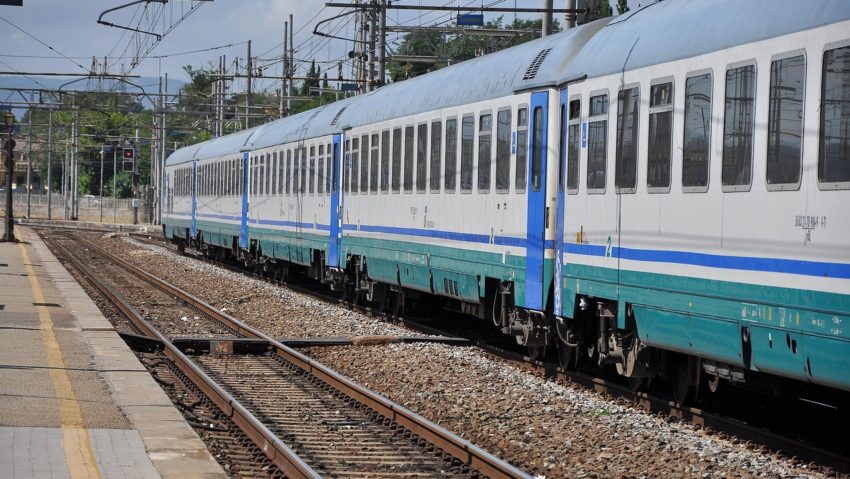 Circulația trenurilor Timișoara–Jimbolia, suspendată până pe 16 noiembrie