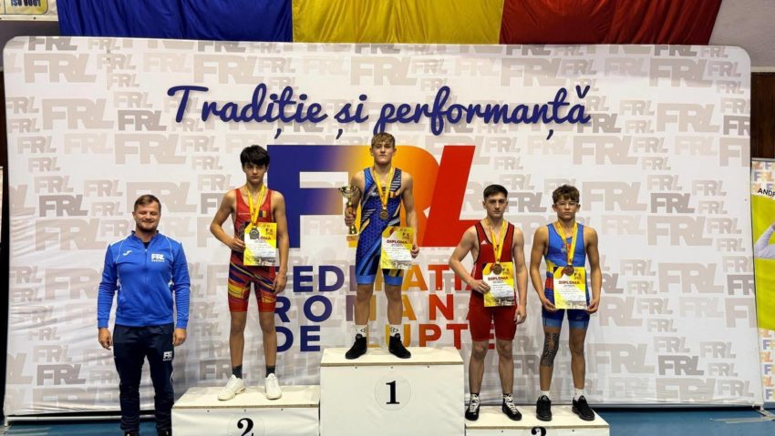 Tinerii luptători reşiţeni, pe podium la Cupa României! Tinerii luptători reşiţeni, pe podium la Cupa României!