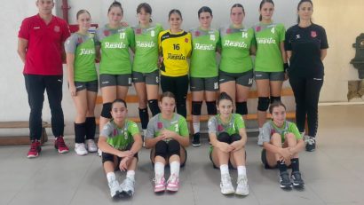 Handbal, junioare IV: start cu dreptul pentru fetele de la CSM Reşiţa!