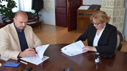 Caransebeș: 10 stații de încărcare pentru mașini electrice până la începutul anului viitor