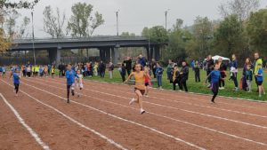 Povestea atletismului merge mai departe. Speranțele din vest s-au înfruntat la Memorialul “Iosif Măzăran” Povestea atletismului merge mai departe. Speranțele din vest s-au înfruntat la Memorialul “Iosif Măzăran”