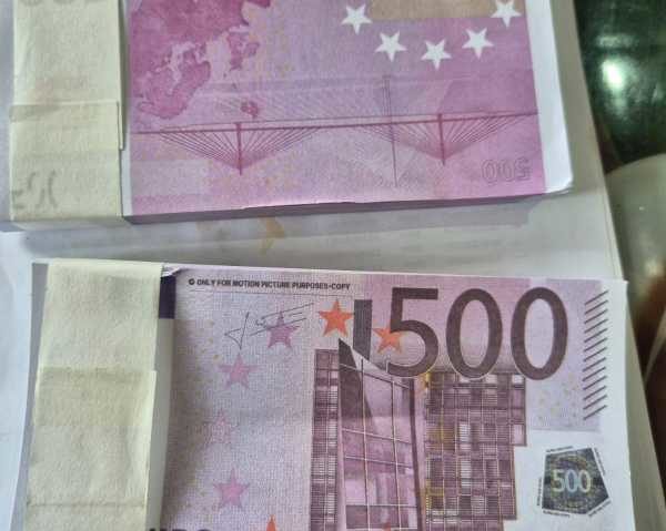 Circa 4,8 milioane de bancnote contrafăcute, descoperite de Poliția Română și Autoritatea Vamală Română Circa 4,8 milioane de bancnote contrafăcute, descoperite de Poliția Română și Autoritatea Vamală Română