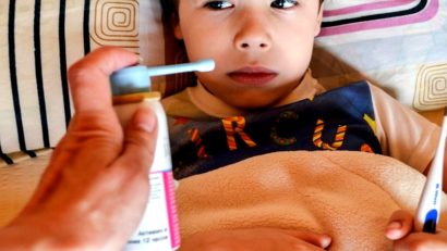 Sezonul rece aduce o creștere a cazurilor de viroze și pneumonii în Caraș-Severin