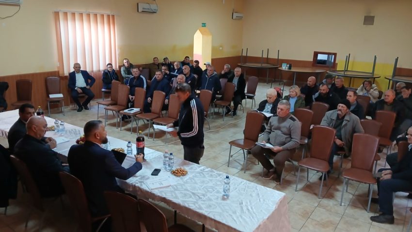 Peste 9.000 de proprietăți din comuna Constantin Daicoviciu au fost înregistrate gratuit în sistemul de cadastru și carte funciară Peste 9.000 de proprietăți din comuna Constantin Daicoviciu au fost înregistrate gratuit în sistemul de cadastru și carte funciară
