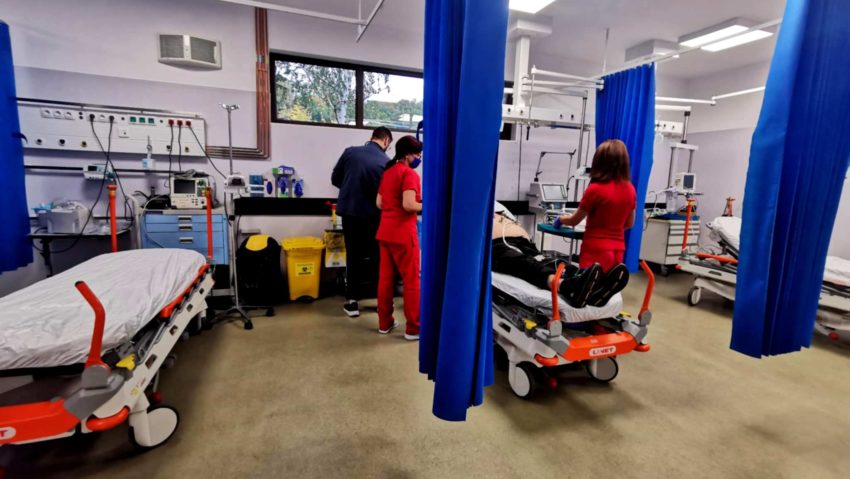 O zi în Unitatea de Primiri Urgenţe Reşiţa, acolo unde fiecare secundă contează