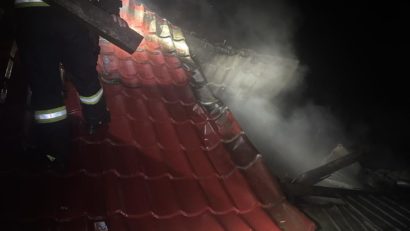 Pompierii din Caraș-Severin, 11 intervenții în ultimele 24 de ore. Incendiu puternic la o casă din localitatea Cîmpia