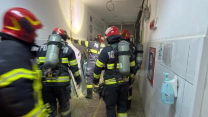 Incendiu la Spitalul Județean Reșița: pacienți evacuați, planul roșu activat și intervenție rapidă a pompierilor
