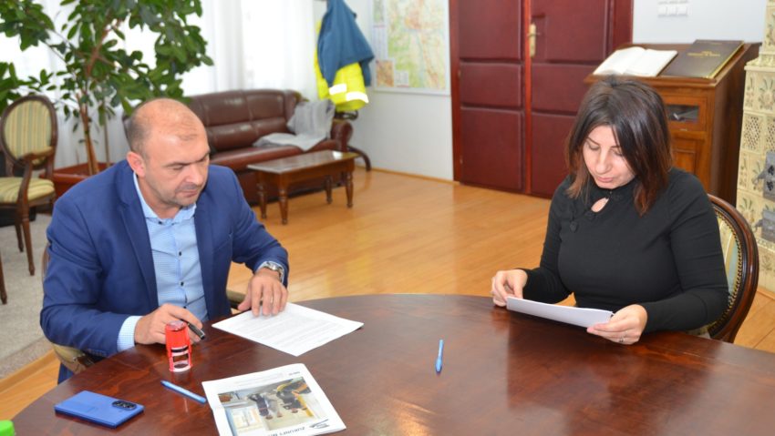 Caransebeș: contract semnat pentru modernizarea a nouă străzi. Lucrările încep anul viitor