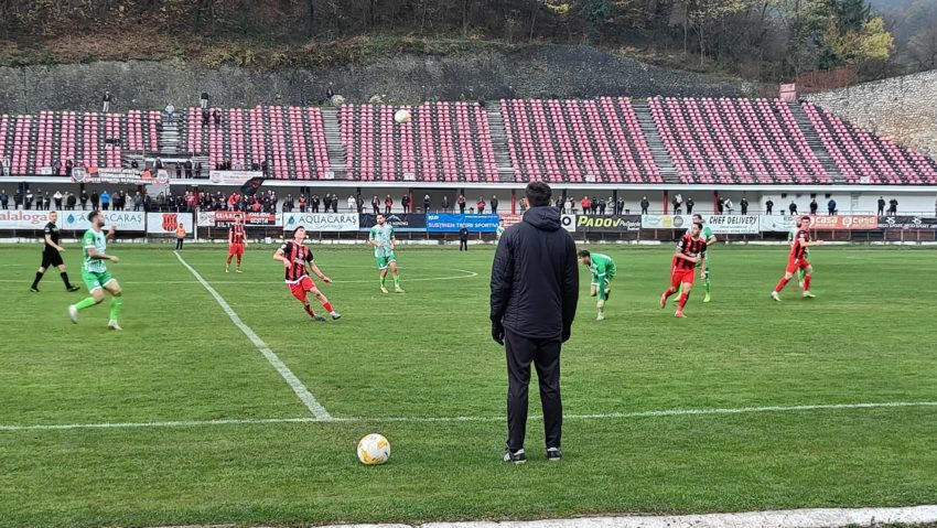 CSM Reşiţa ia trei puncte mari contra Chiajnei. Rossonerii rămân în cursa pentru playoff
