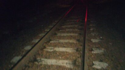 Tragedie pe calea ferată, în zona Mehadia: un bărbat de 72 de ani și-a pierdut viața după ce a fost lovit de un tren InterRegio