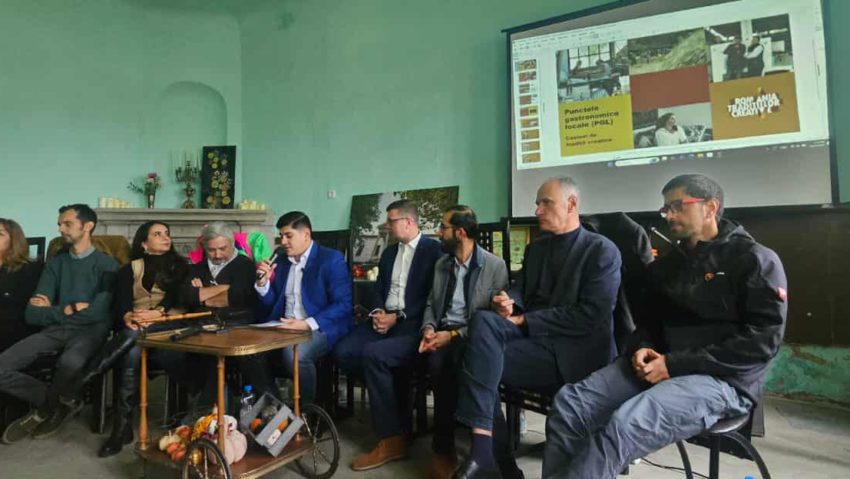 Turismul pe Terra Banatica are potențial uriaș, dar infrastructura de servicii a rămas serios în urmă. De ce este nevoie urgentă de puncte gastronomice locale vizibile și accesibile în Caraş-Severin?