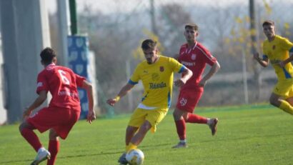 CSM Reșița se întoarce fără victorie de la CS Dinamo, dar rămâne pe loc de play-off