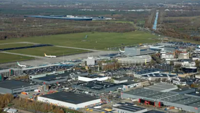 Trafic aerian suspendat la Eindhoven după apariția unor drone neidentificate. Armata olandeză ridică nivelul de alertă