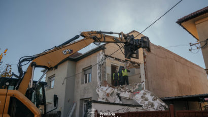 Primăria Timișoara desființează construcții ilegale, în baza sentințelor judecătorești definitive