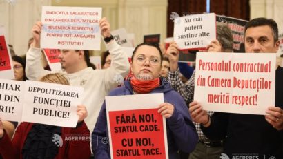Parlament: protest spontan al angajaților Camerei Deputaților