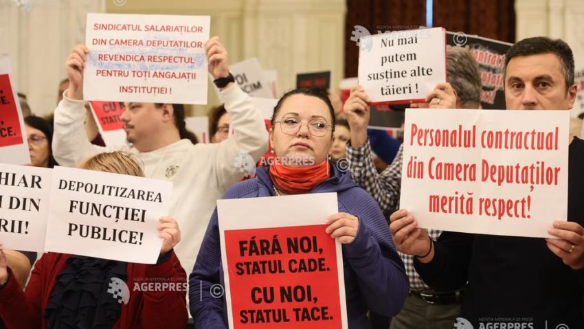 Parlament: protest spontan al angajaților Camerei Deputaților