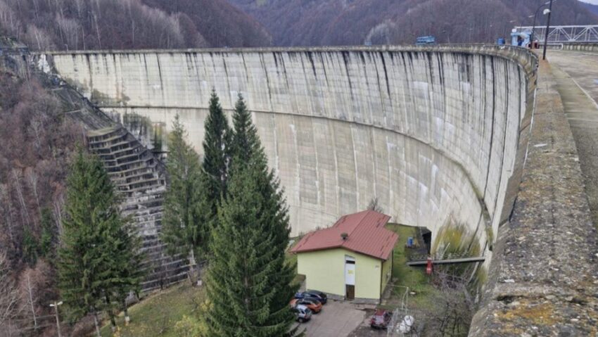 Prima demisie în criza apei potabile din Prahova și Dâmbovița