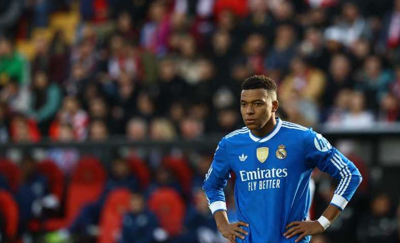 Clubul PSG, obligat să-i plătească aproape 61 de milioane de euro lui Kylian Mbappe