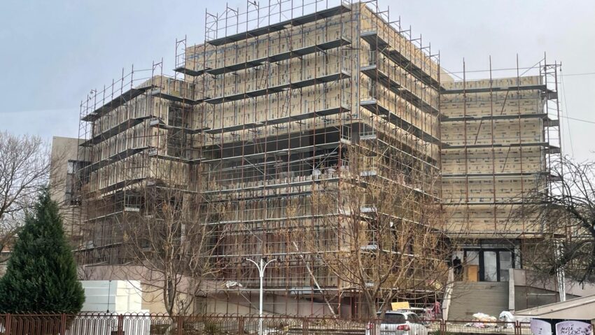Reabilitarea Muzeului Banatului Montan din Reșița, realizată în proporție de 75%. Investiție de peste 12 milioane de lei prin PNRR