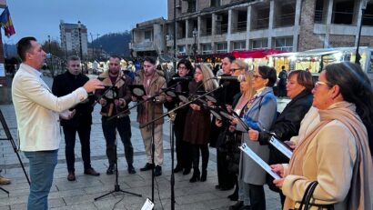 Colinde și generozitate: Oravița răspunde apelului umanitar în cadrul campaniei „Muzică pentru Viață”