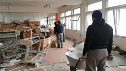 Proiectul viitorului spital oncologic de la Reșița avansează. Lucrările de pregătire a terenului sunt în plină desfășurare la fostul Institut de Proiectări