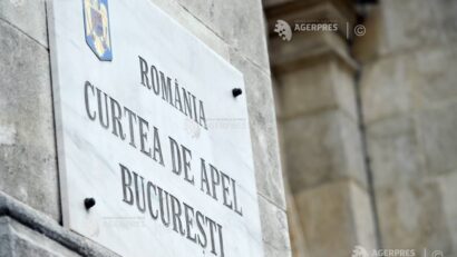 Curtea de Apel București amână din nou decizia privind suspendarea judecătorilor CCR Dacian Dragoș și Mihai Busuioc