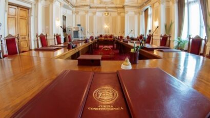 CCR amână din nou decizia privind reforma pensiilor magistraţilor